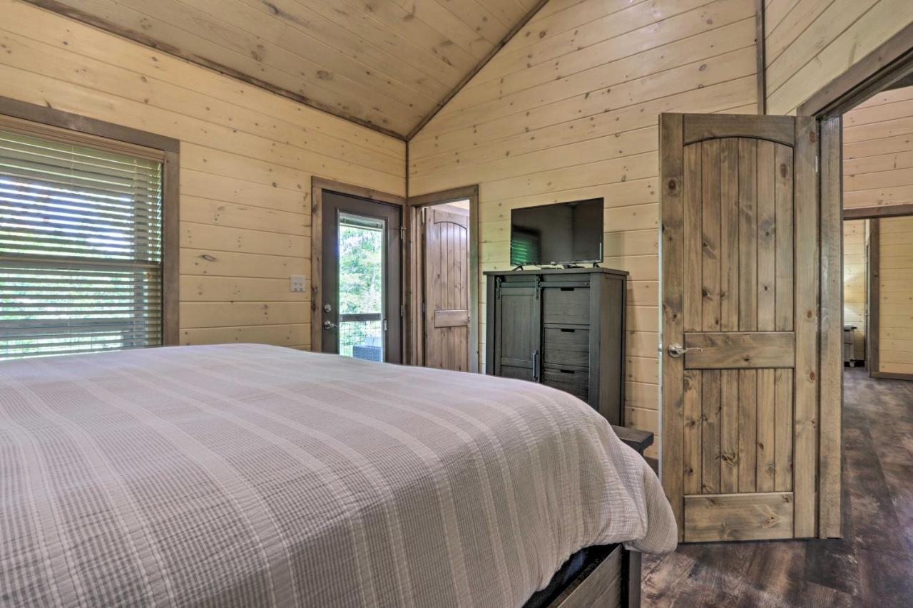 Vila Smoky Cove Retreat With Private Hot Tub And Deck! Sevierville Exteriér fotografie