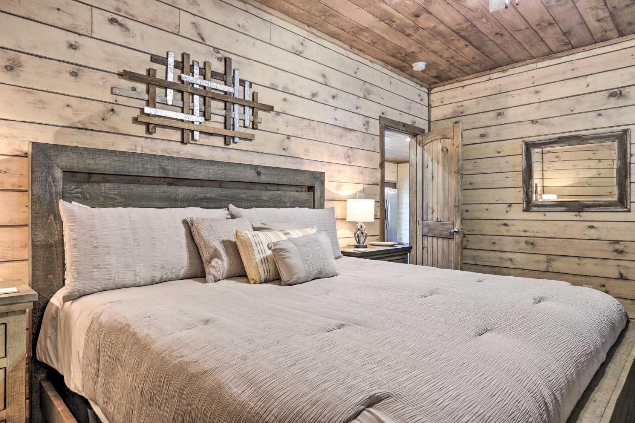 Vila Smoky Cove Retreat With Private Hot Tub And Deck! Sevierville Exteriér fotografie