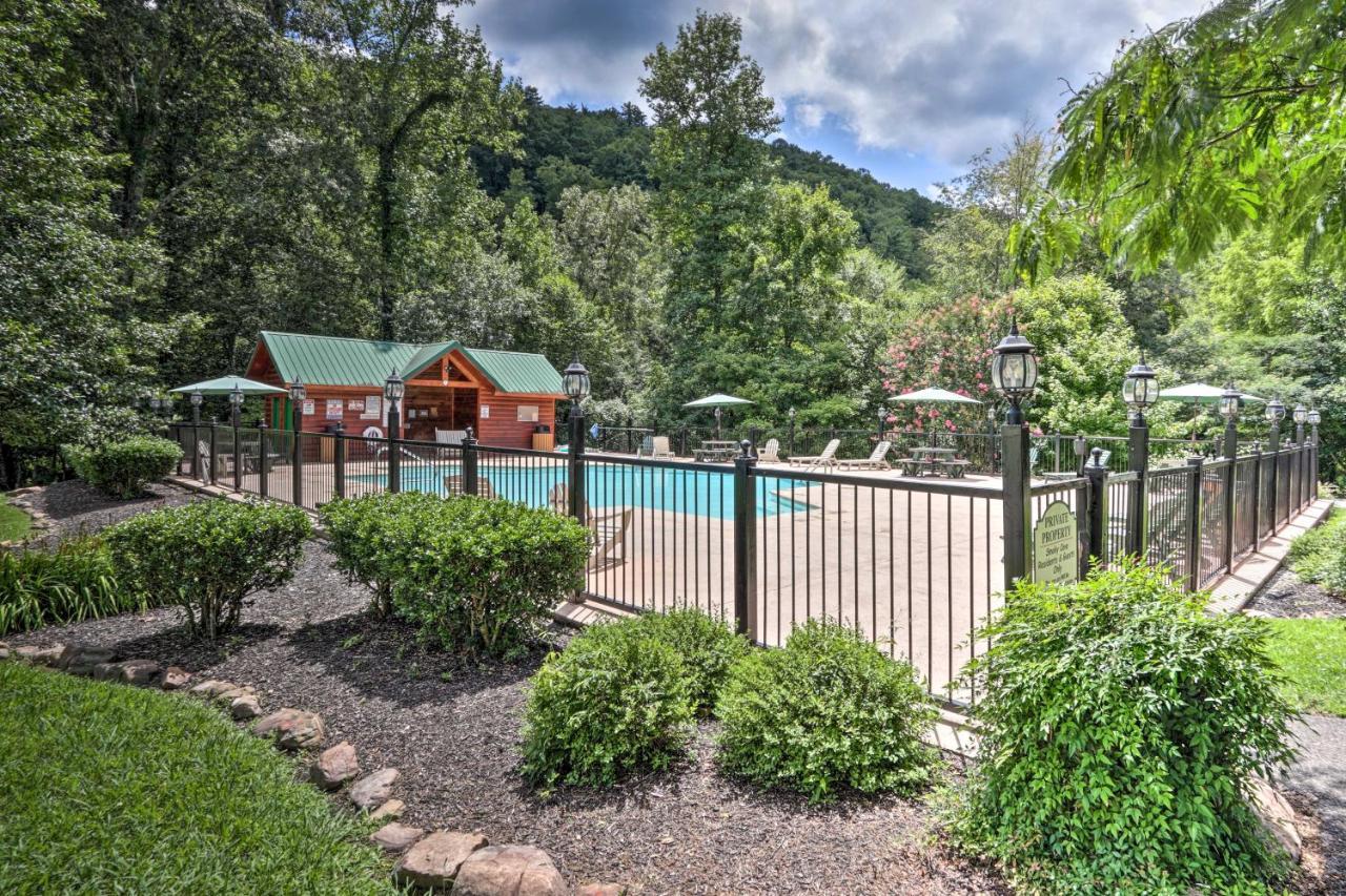 Vila Smoky Cove Retreat With Private Hot Tub And Deck! Sevierville Exteriér fotografie